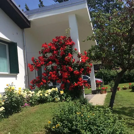 Il Melograno Bed and breakfast Paderna (Piedmont)
